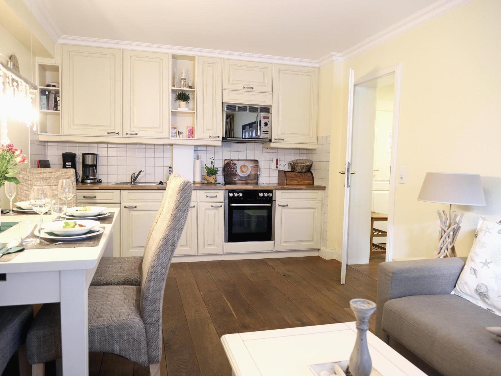 Apartment Kampstrasse 9, W2, Gb3 Westerland